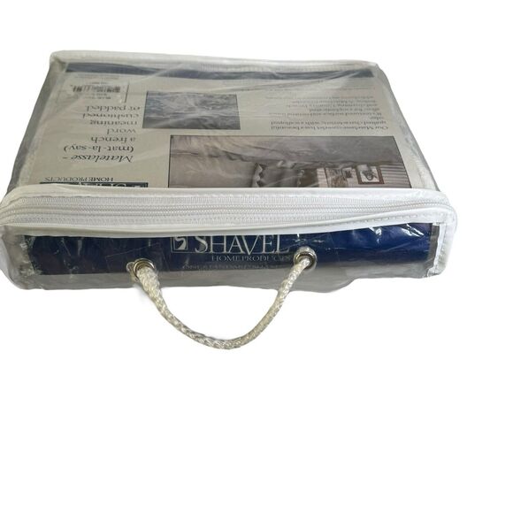 Shavel Vintage Matelasse 1 Standard Sham Fits pillow 20”x29.5” Blue Fauna - Picture 3 of 16